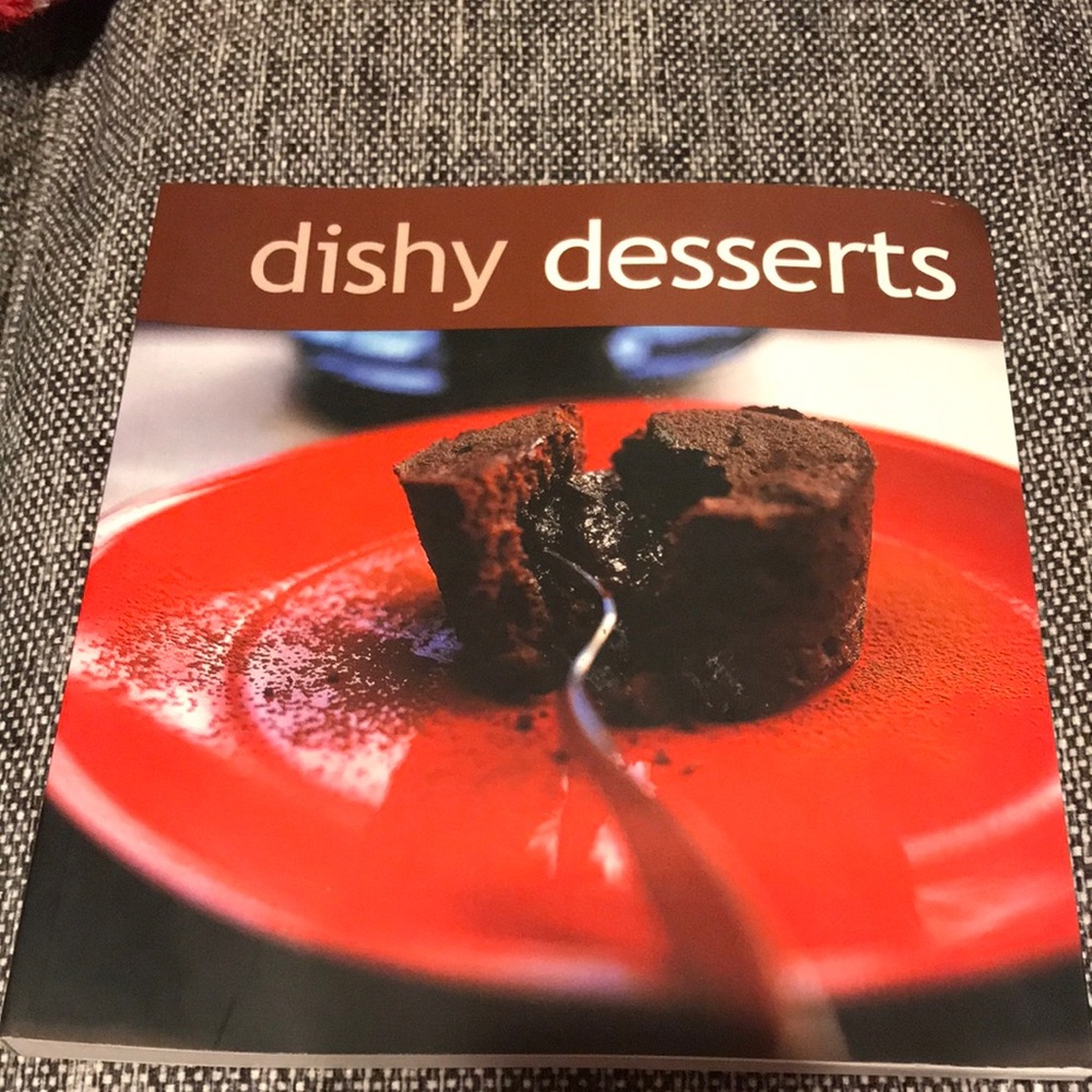 Dishy Desserts Cookbook